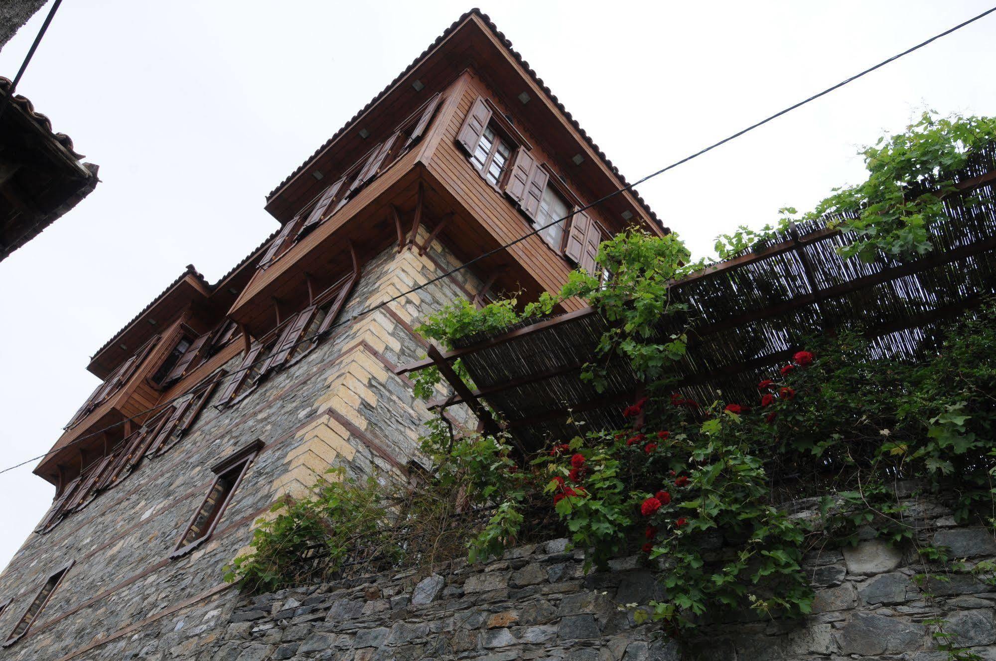 Altin Cesmeli Konak Altinoluk Exterior photo